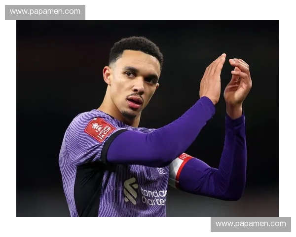 皇马欧冠赛程直播全程跟踪分析 队伍表现与精彩瞬间实时更新 皇马欧冠赛程直播全程跟踪分析 队伍表现与精彩瞬间实时更新